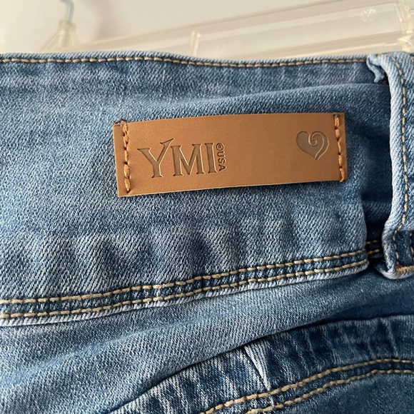 YMI mid rise Bermuda jean shorts size 18 NWT - Picture 6 of 7
